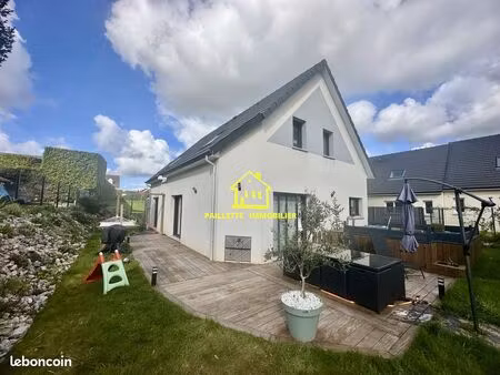 maison 6 pièces 140 m²