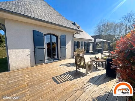 propriété 6 pièces 170 m²