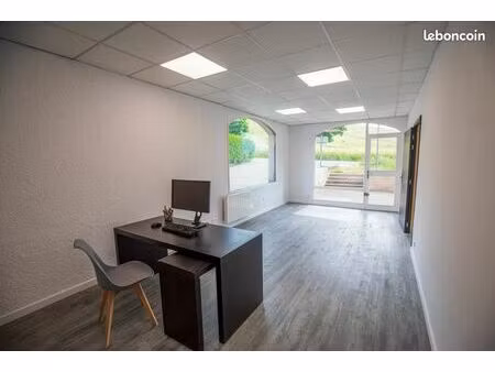 local professionnel à louer - autrans (28 m² + espace commun)