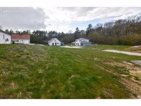 terrain 779 m² rioz