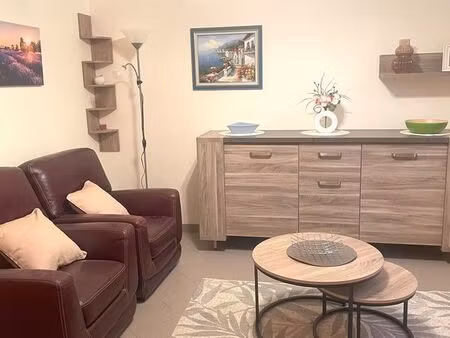 joli appart. meublé tout confort- 2 personnes - t2 - libre