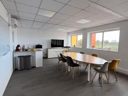 bureaux 98 m² essarts en bocage