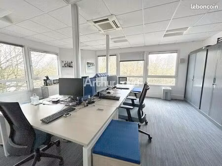 bureaux 410 m²