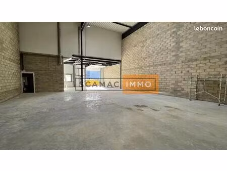 local industriel 360 m²
