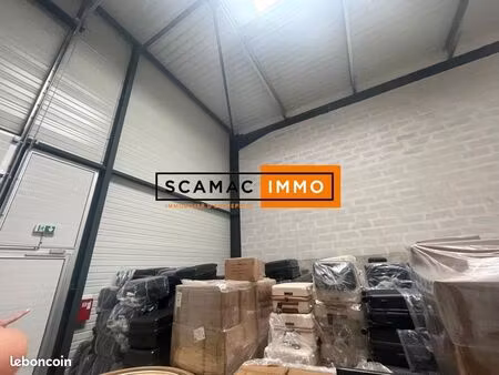 local industriel 200 m²