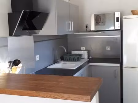 t2 meublé de 33 m2 calme et lumineux