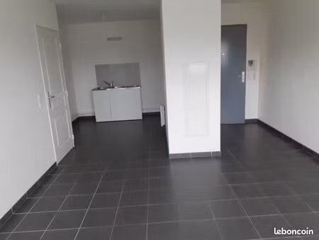 t2 à louer à mont saint aignan