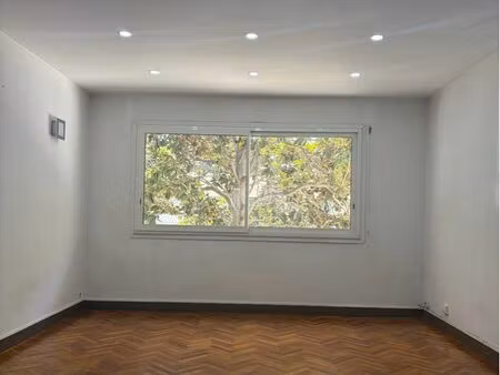 local médical rue rodocanachi