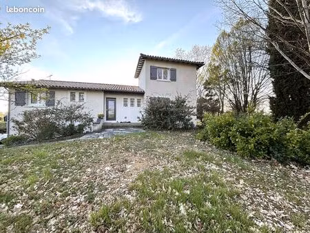 maison 5 pièces 122 m²