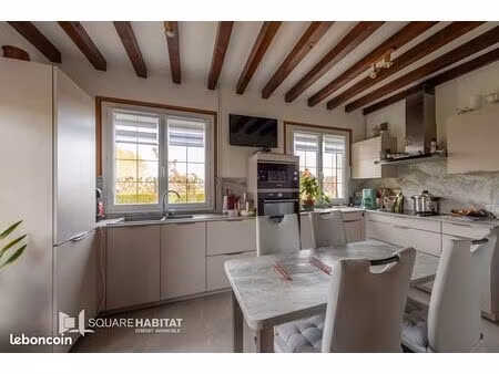 maison 8 pièces 170 m²