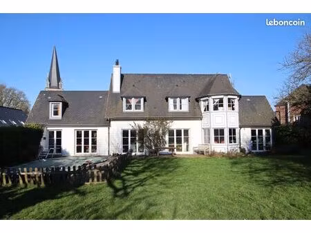 propriété 11 pièces 219 m²