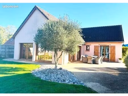 maison 6 pièces 137 m²