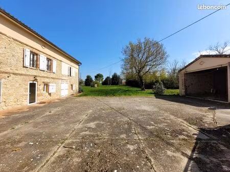 maison 6 pièces 430 m²