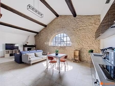 appartement avec grand garage - 4 pièces - 94m²