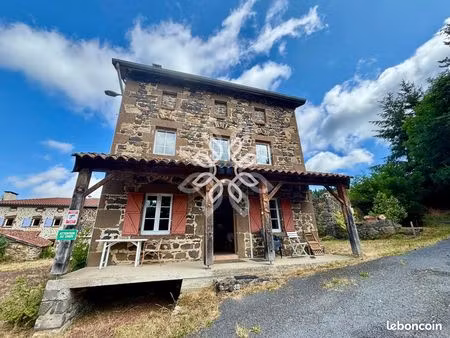 inconnu 19 pièces 416 m²