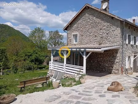 maison 4 pièces 155 m²