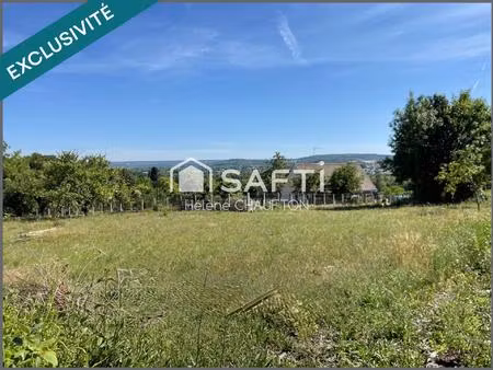 terrain constructible 552 m² plat avec vue dégagée