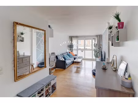 boulogne (92) – lumineux t3 traversant de 64 m² avec balcon ?