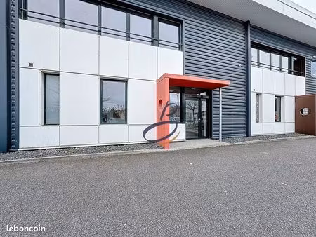 local commercial 341 m² saint-quentin-fallavier