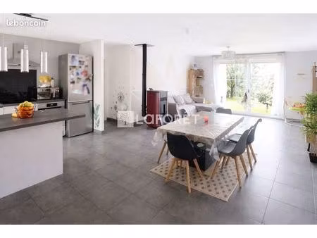 pavillon 5 pièces 86 m²