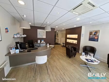 local commercial 69 m² la roche sur yon