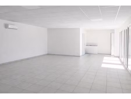 bureaux - 488 m2 - solliès-pont