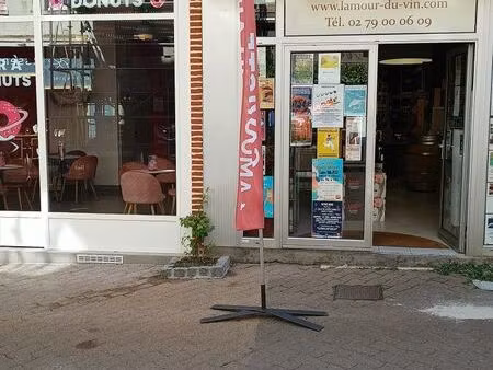 vend bail commercial