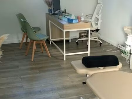 bureau aucamville 20m2 dans cabinet paramédical