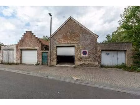 ss option - hangar de 80m²