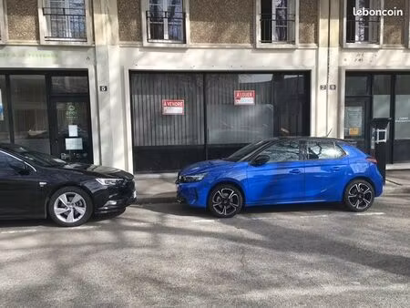 murs commerciaux à vendre