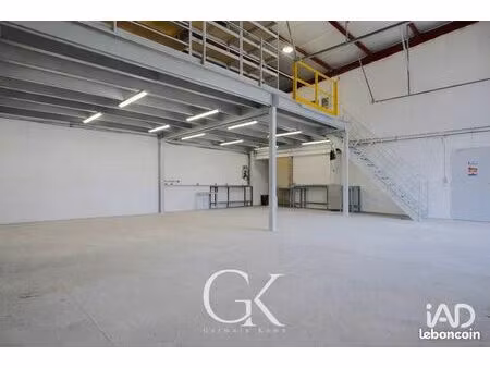 local 275 m² rochetoirin