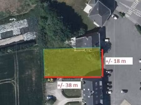 beau terrain de 8 ares