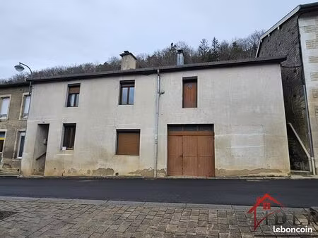 immeuble 4 pièces 180 m²