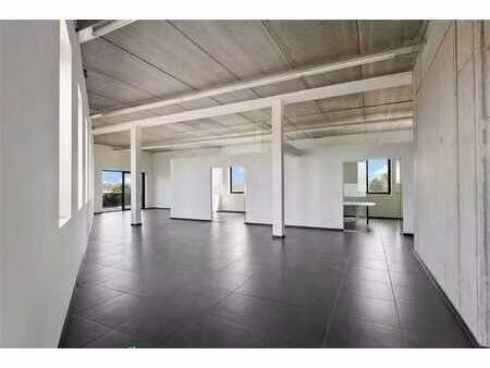 bureaux avec entrepôt