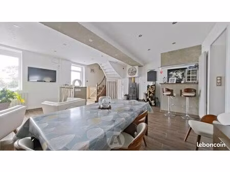 maison 5 pièces 106 m²