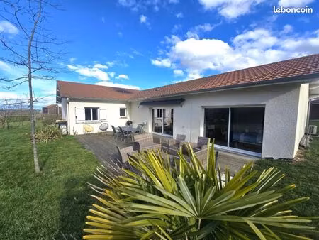 maison 6 pièces 148 m²