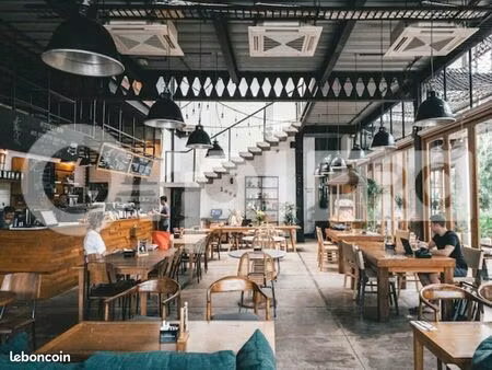 local commercial 150 m²