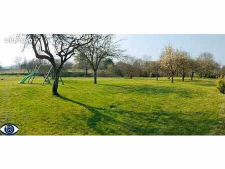 terrain 1968 m² laval