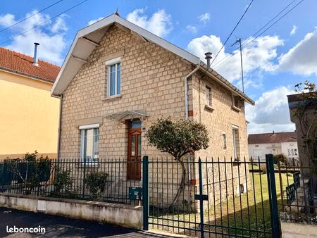 charmante maison de ville avec jardin – 100m2