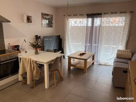 t2 de 2019 avec terrasse et garage secteur eglise