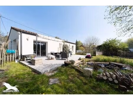 pavillon 3 pièces 77 m²