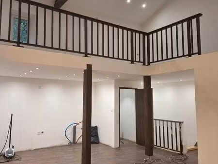 immeuble de 2 appartements à finir de rénover