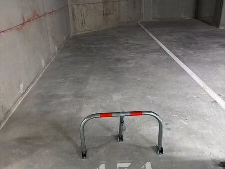 location parking sécurisé en sous-sol