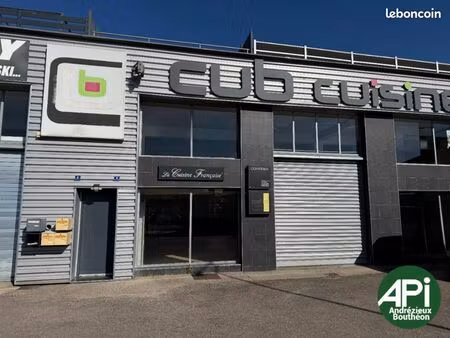 local commercial 496 m²