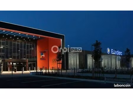 local commercial 179 m²