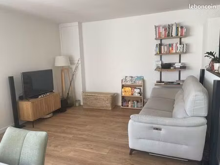 charmante maison de ville - rénovée