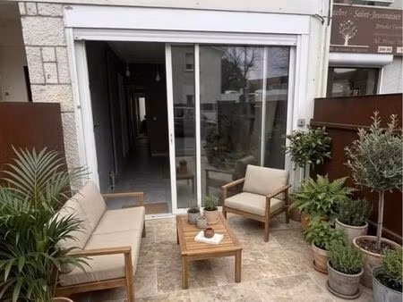 local commercial 15 m²