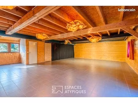 maison 2 pièces 135 m²