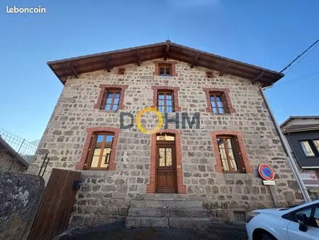 maison de village 5 pièces 130 m²