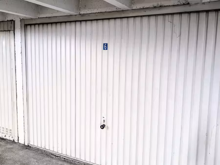garage de 18m2 à quelques mètres de la veille ville d'annecy
